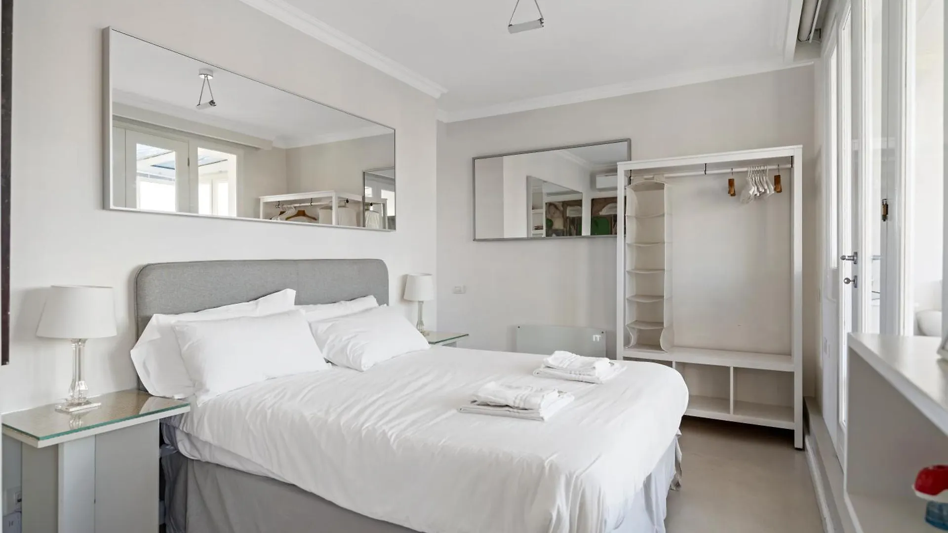 Luxury Penthouse With Jacuzzi & 360 View Rooftop Milaan 0*,
