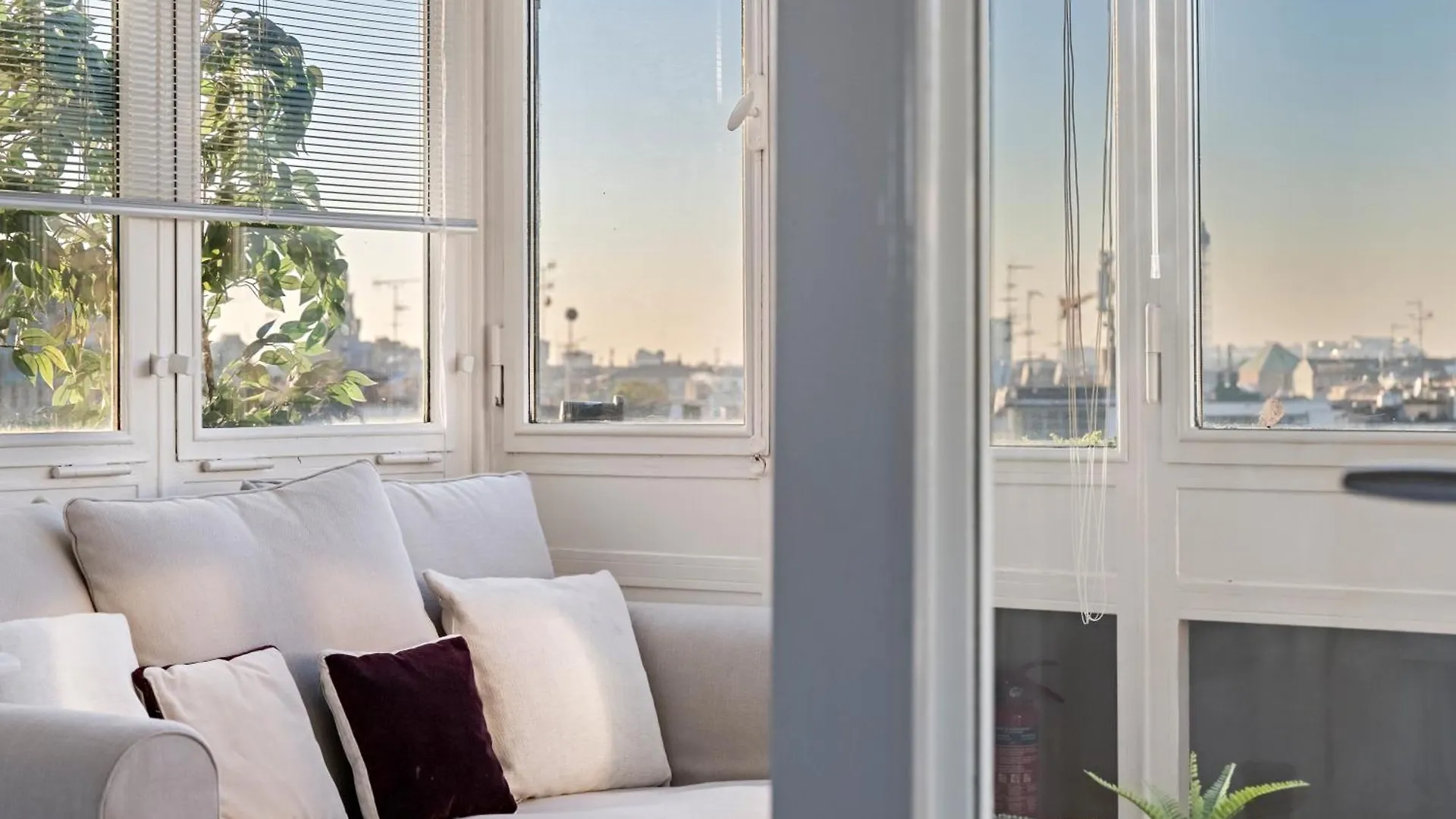 Luxury Penthouse With Jacuzzi & 360 View Rooftop Milaan 0*,