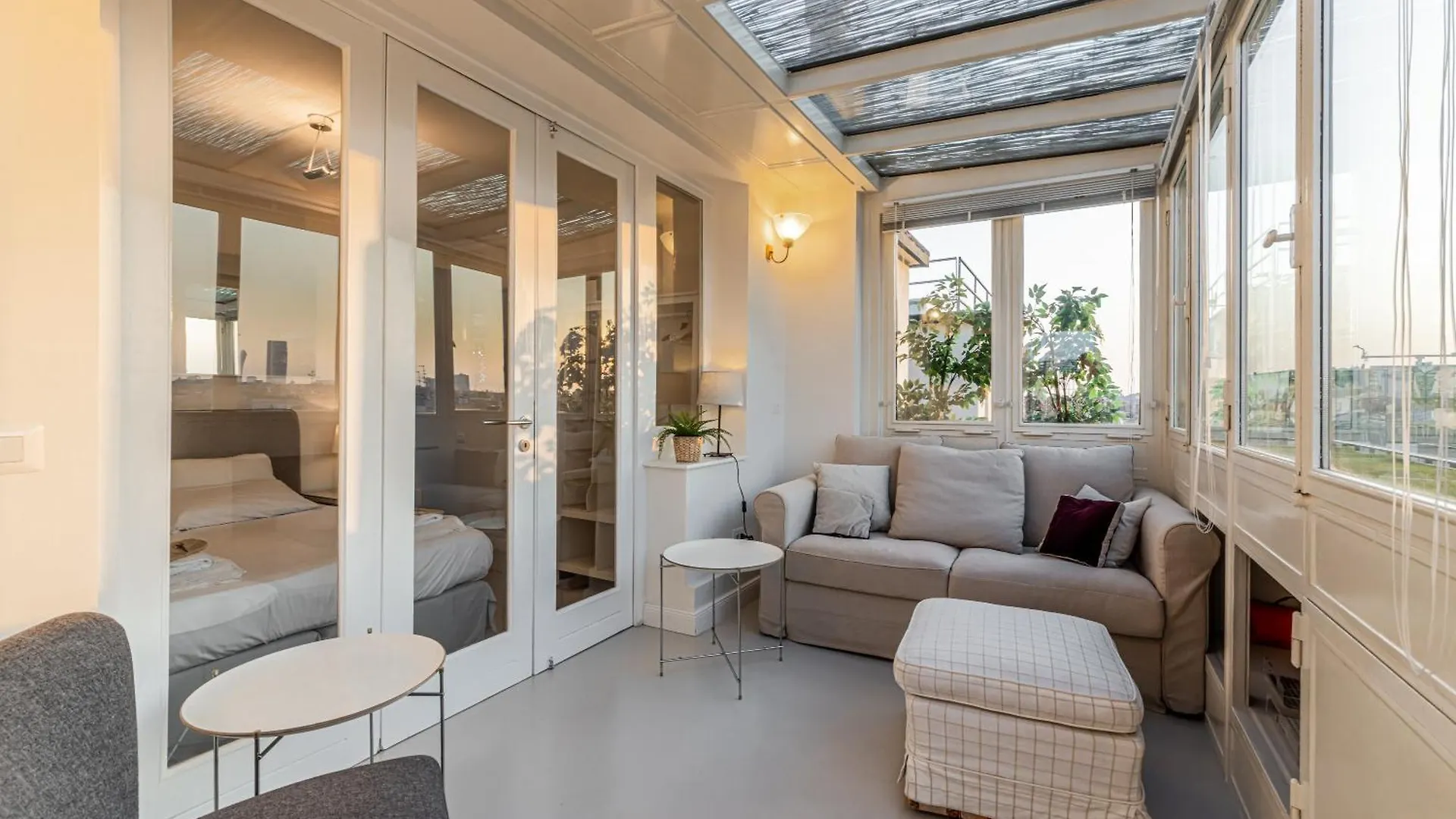 Luxury Penthouse With Jacuzzi & 360 View Rooftop Milaan Appartement