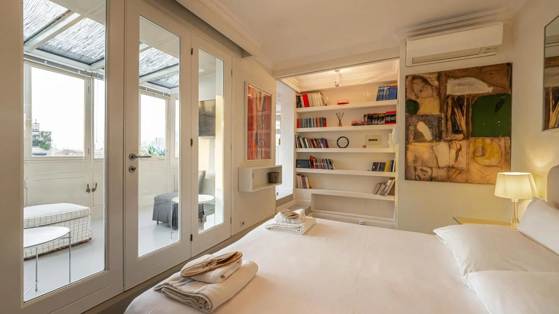 Luxury Penthouse With Jacuzzi & 360 View Rooftop Milaan 0*,  Italië